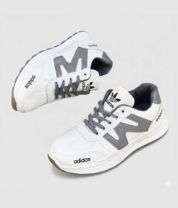 Women sneaker shoes white